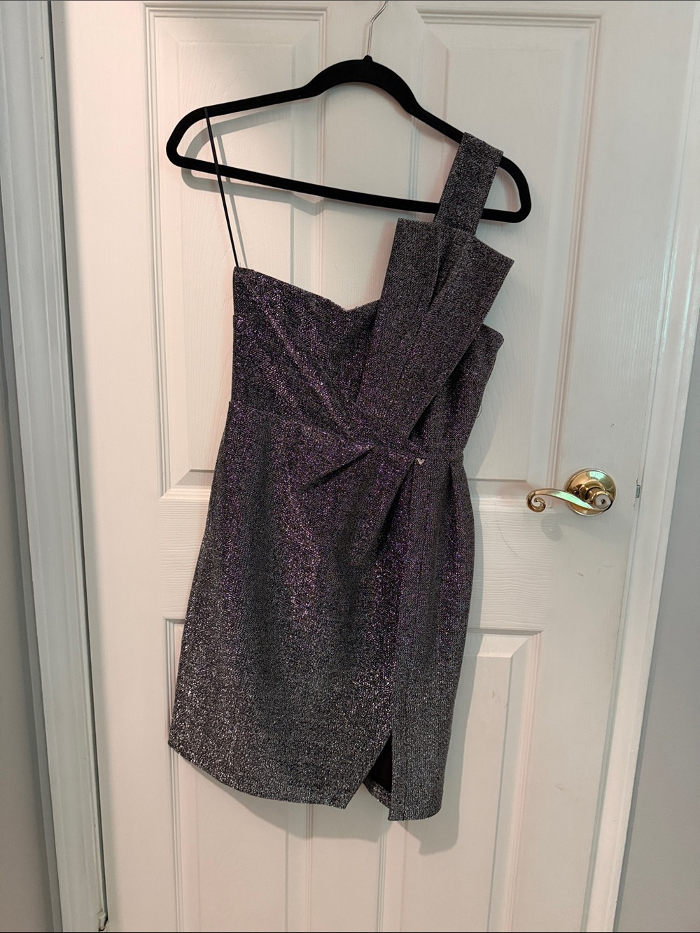 Guess One-Shoulder Sparkle Dress in Shimmering silver